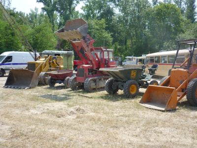 Diverse Baumaschinen
